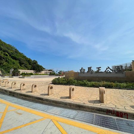 Zucuo Homestay 난간 외부 사진