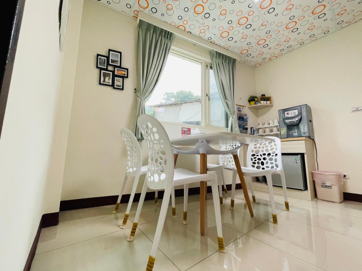 Zucuo Homestay 난간 외부 사진