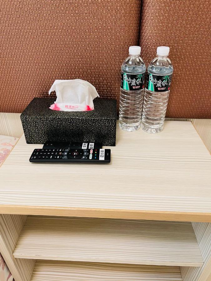 Zucuo Homestay 난간 외부 사진