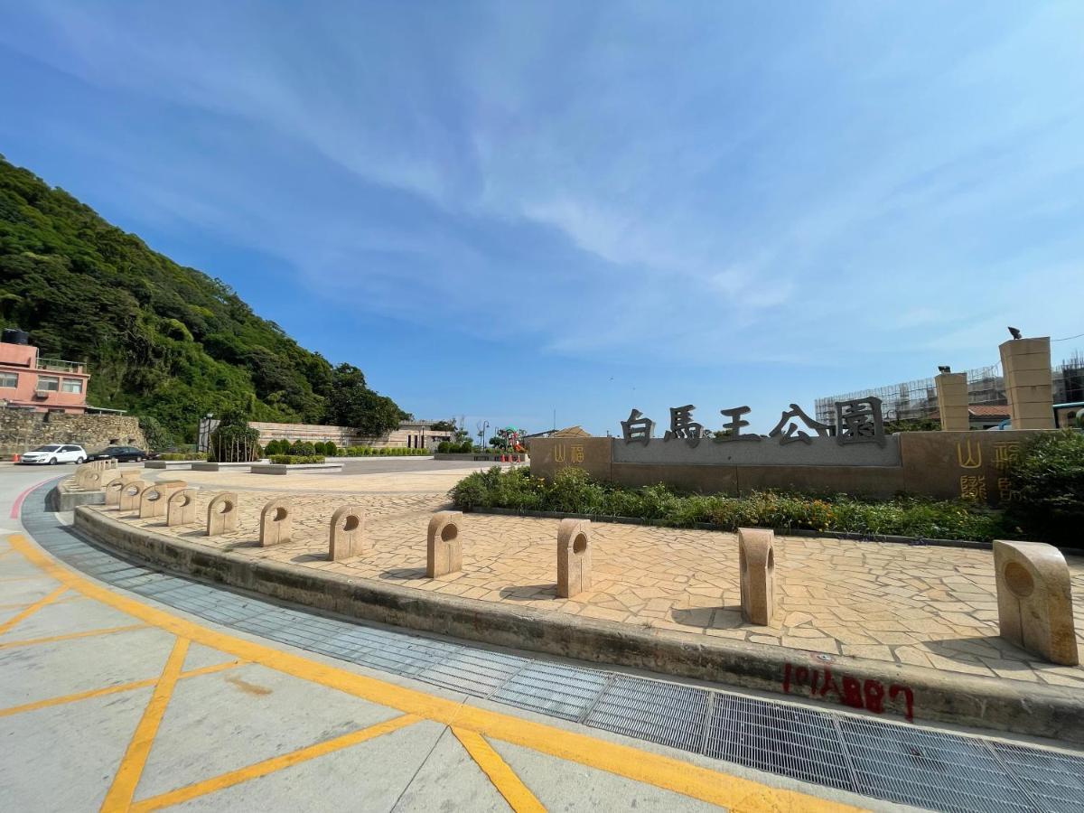 Zucuo Homestay 난간 외부 사진