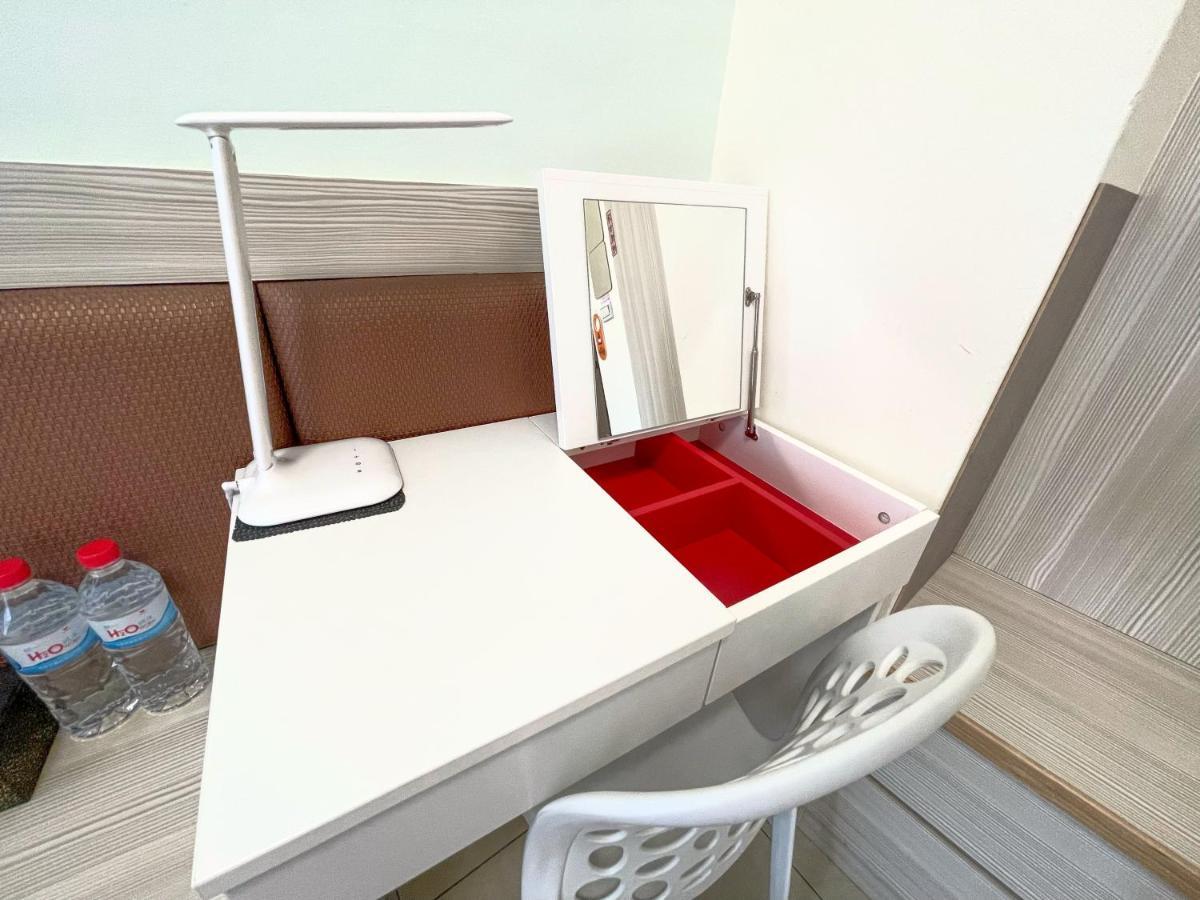 Zucuo Homestay 난간 외부 사진